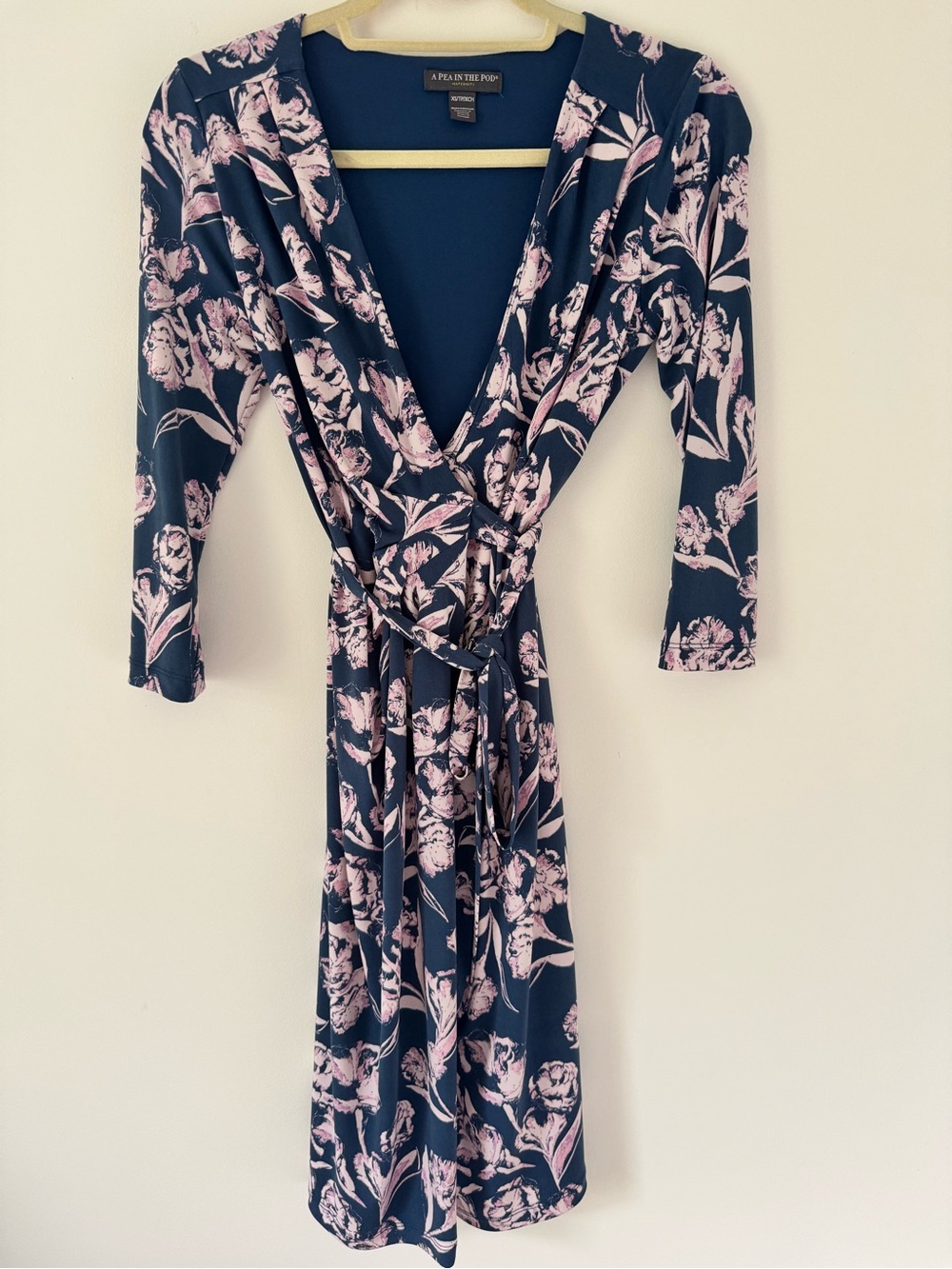 A Pea in the Pod Maternity XS Wrap Navy Dress with Pink Floral Print Dress